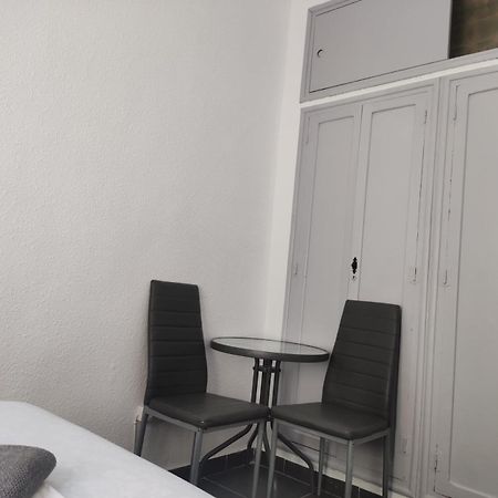 11-Habitacion Del Piso Apartment อาลิกันเต ภายนอก รูปภาพ