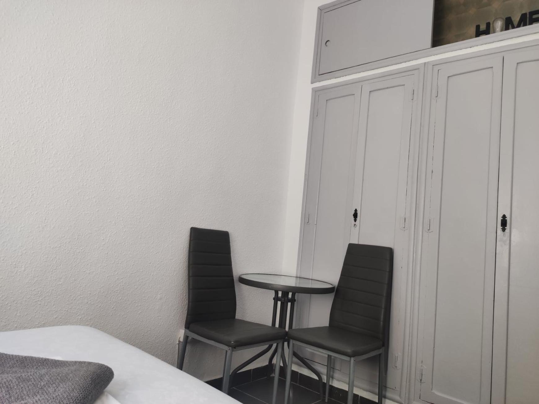 11-Habitacion Del Piso Apartment อาลิกันเต ภายนอก รูปภาพ