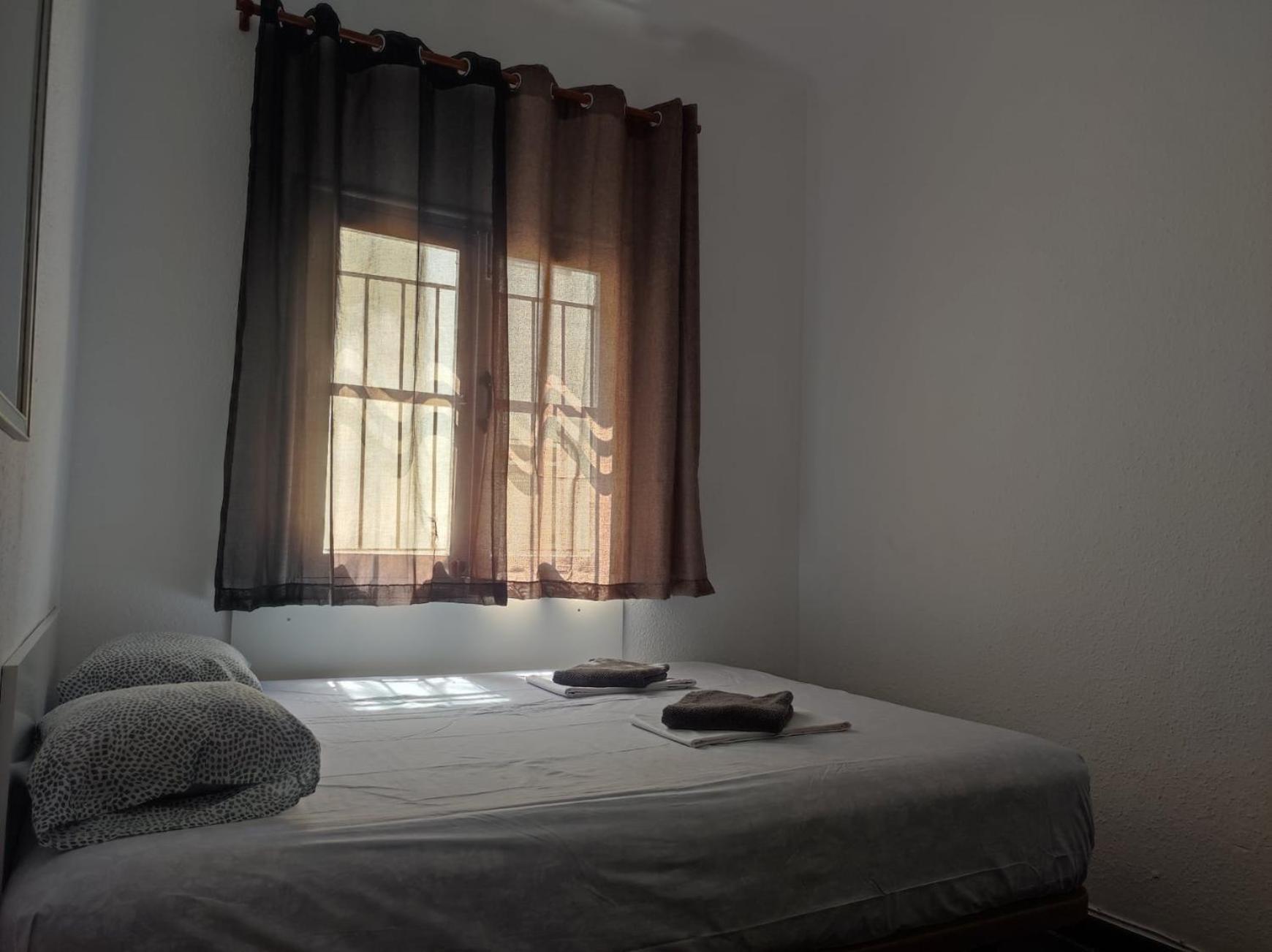 11-Habitacion Del Piso Apartment อาลิกันเต ภายนอก รูปภาพ