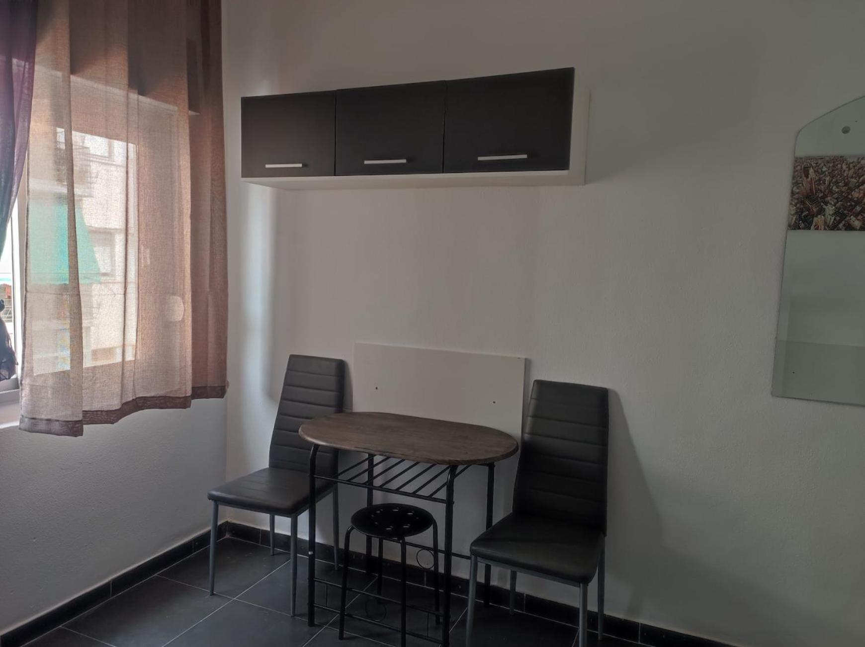 11-Habitacion Del Piso Apartment อาลิกันเต ภายนอก รูปภาพ