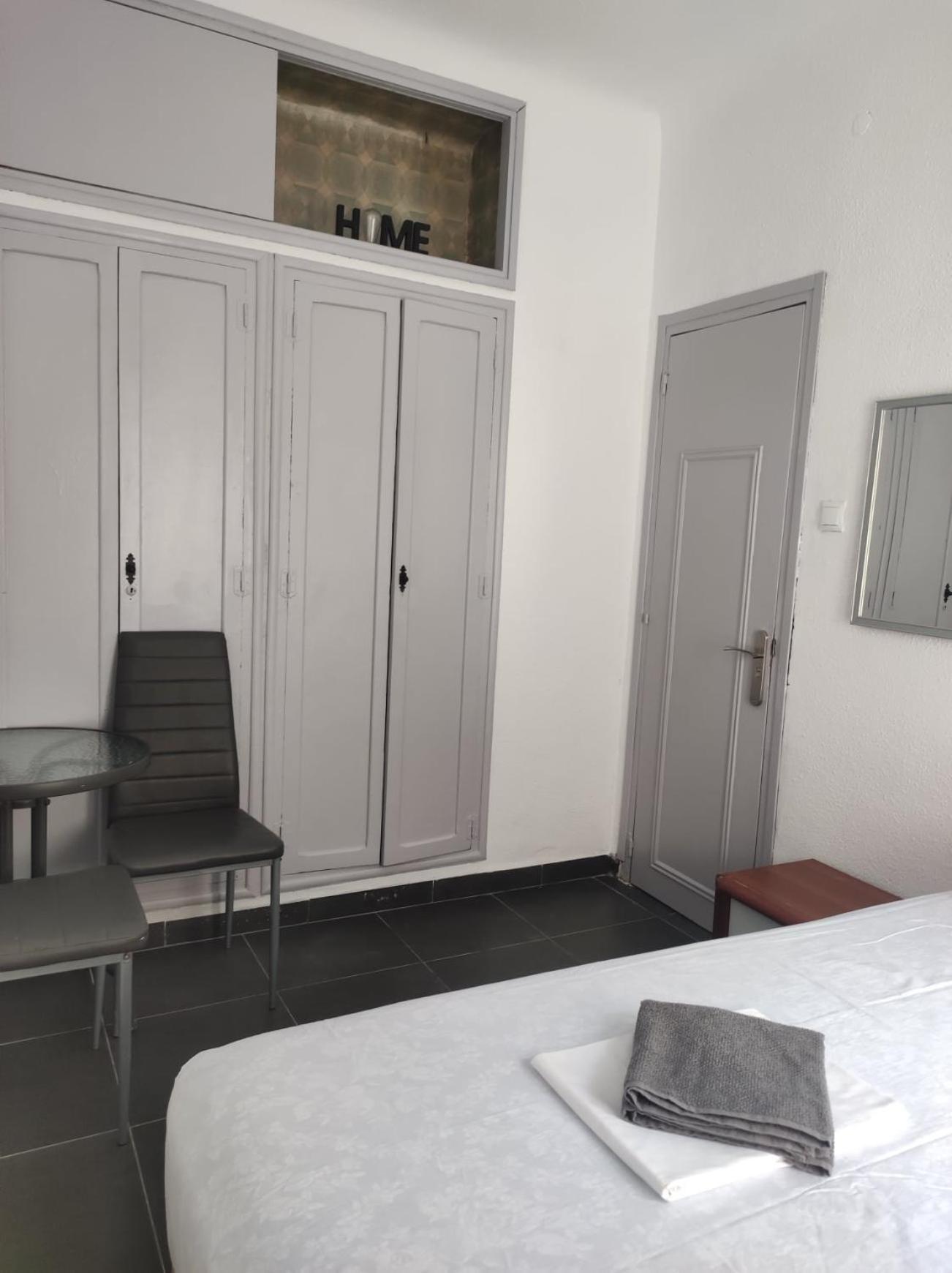 11-Habitacion Del Piso Apartment อาลิกันเต ภายนอก รูปภาพ