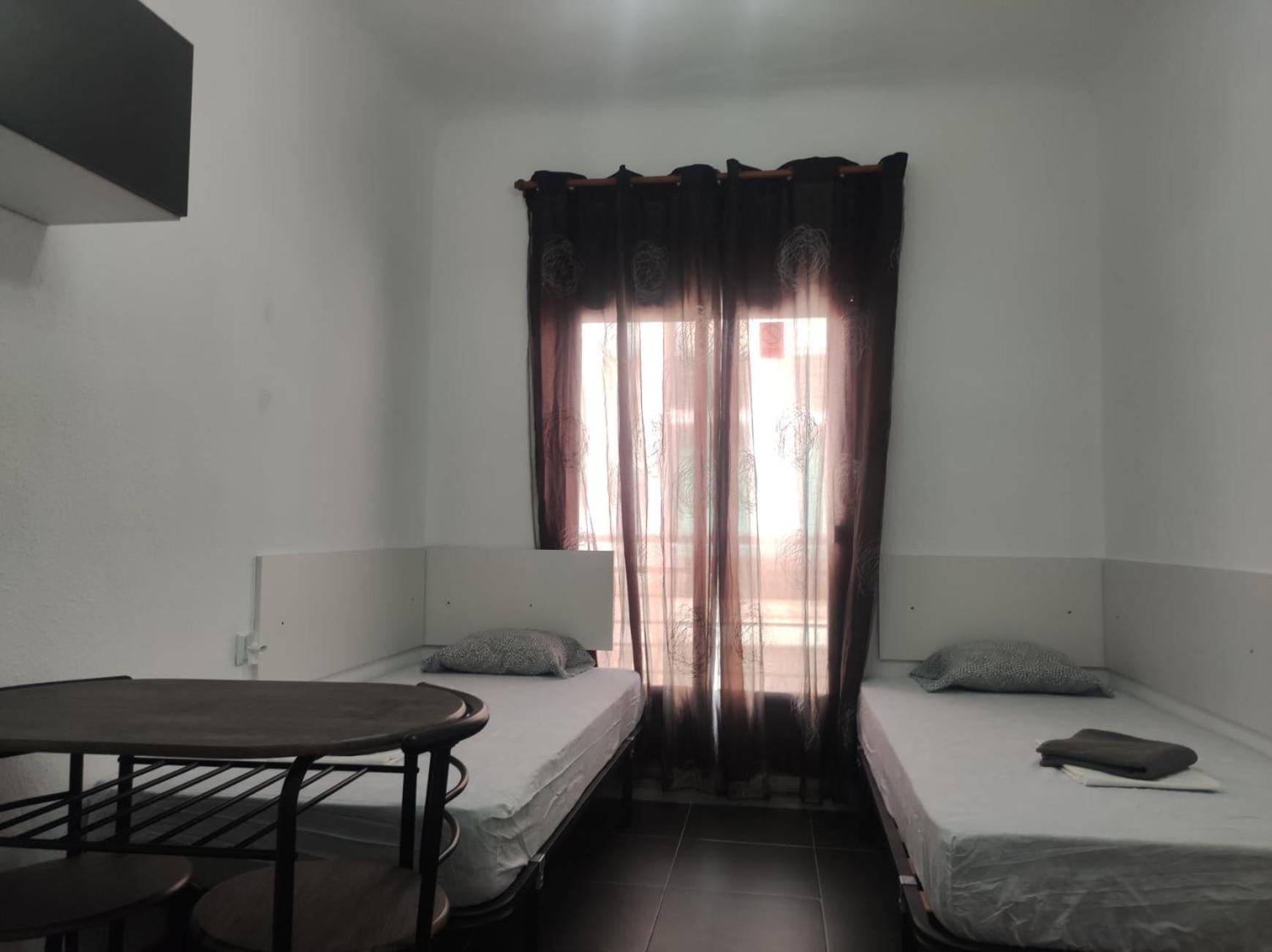 11-Habitacion Del Piso Apartment อาลิกันเต ภายนอก รูปภาพ