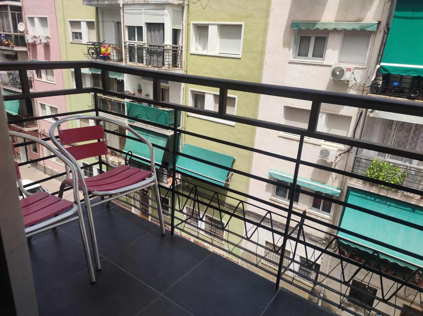11-Habitacion Del Piso Apartment อาลิกันเต ภายนอก รูปภาพ