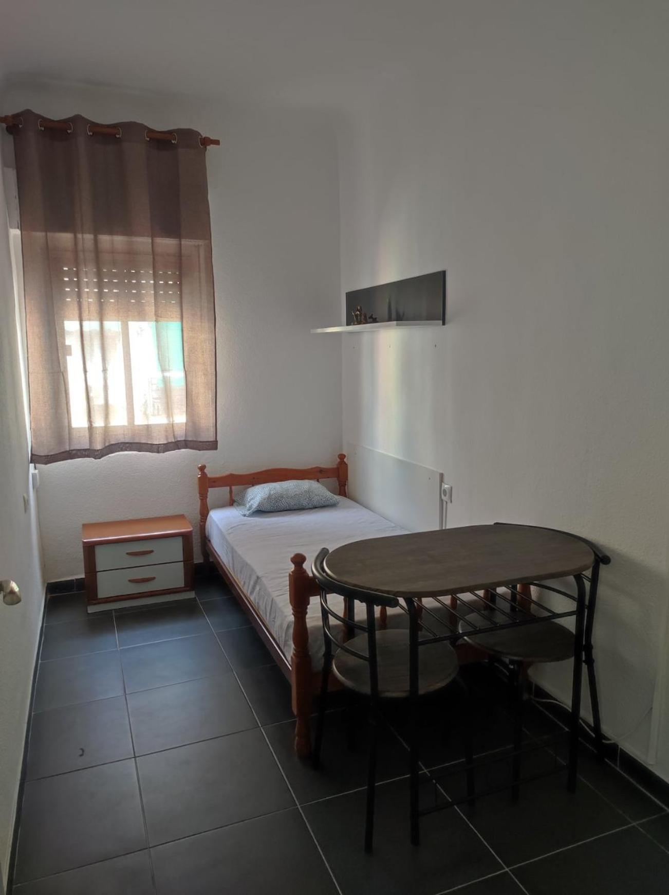 11-Habitacion Del Piso Apartment อาลิกันเต ภายนอก รูปภาพ
